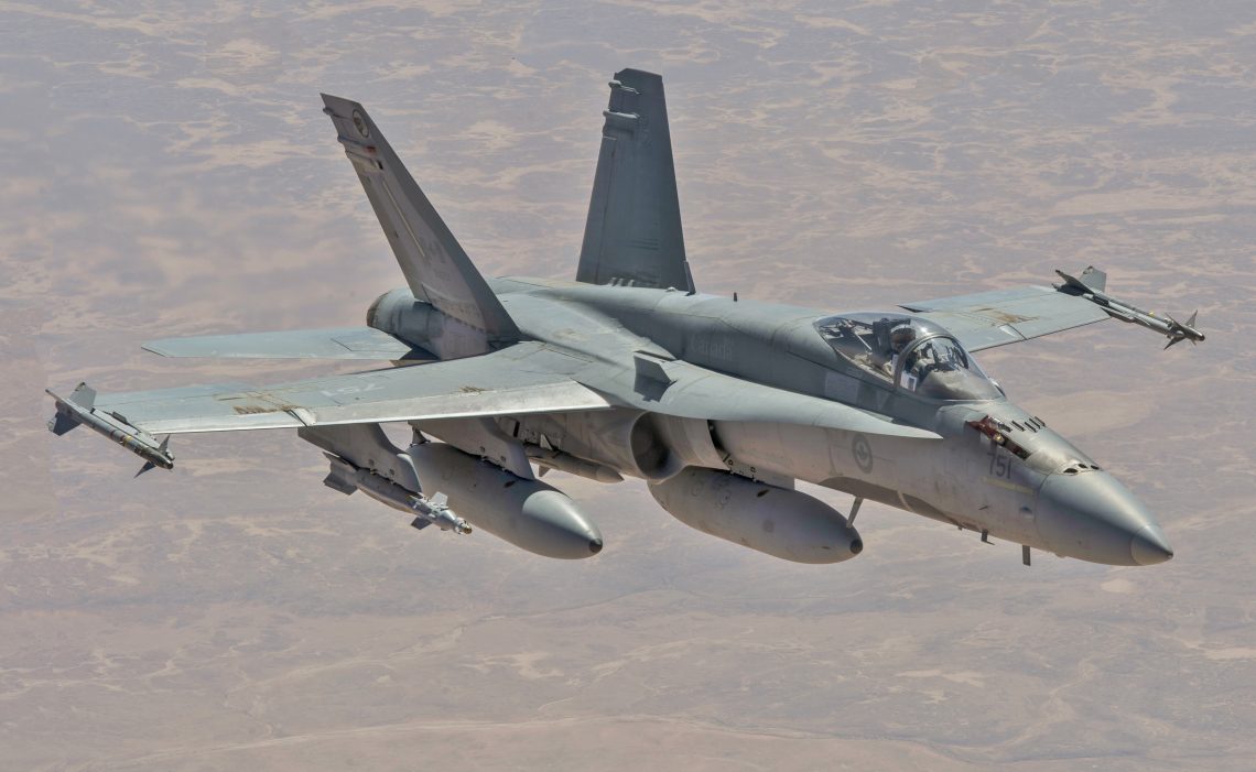 UFO ‘Paralyzes’ Weapons & Electronic Systems of Two Iranian Military Jets Who Try Shooting At It