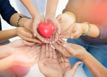 How to Build a Supportive Community That Helps You Thrive!